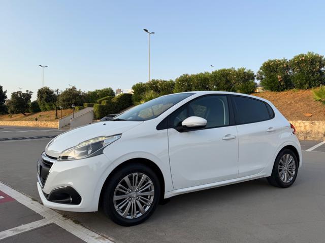 PEUGEOT 208 82CV ALLURE DISTRIBUZIONE APPENA FATTA