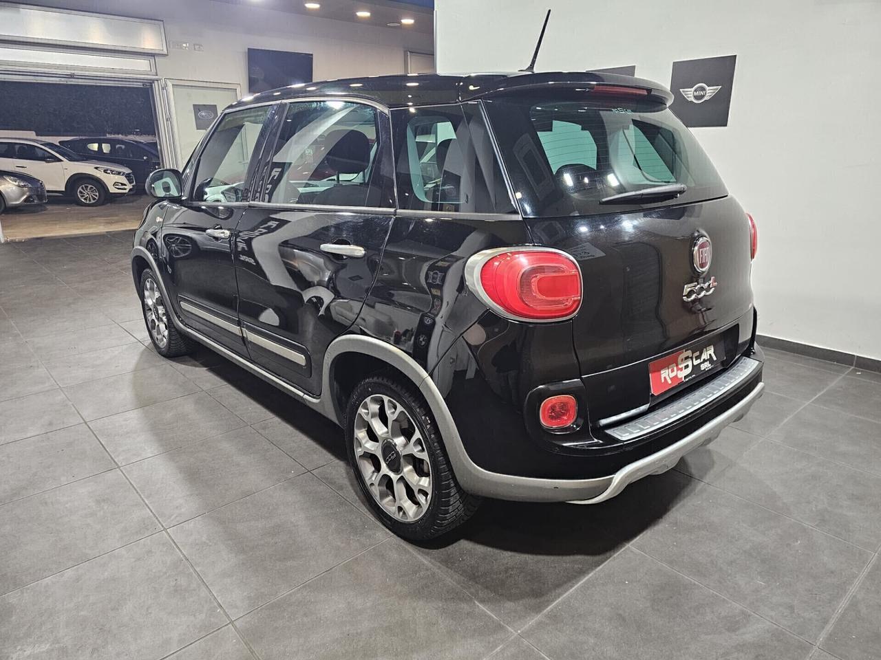 Fiat 500L 1.3 MTJ 95 CV AUTOM. Trekking Panoramica