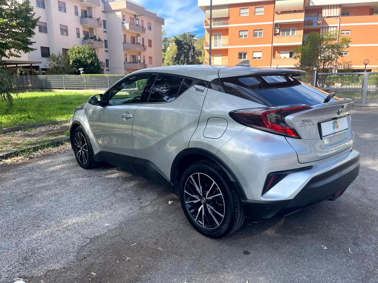 Toyota C-HR 1.8 Hybrid E-CVT Lounge UFFICIALE GARANZIA