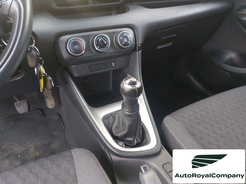 Toyota Yaris Yaris 1.0 5 porte Active