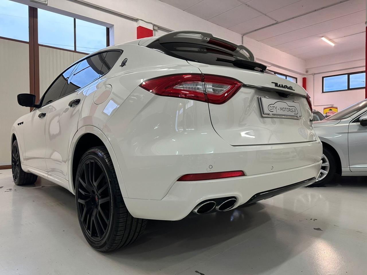 Maserati Levante V6 Diesel 275 CV AWD