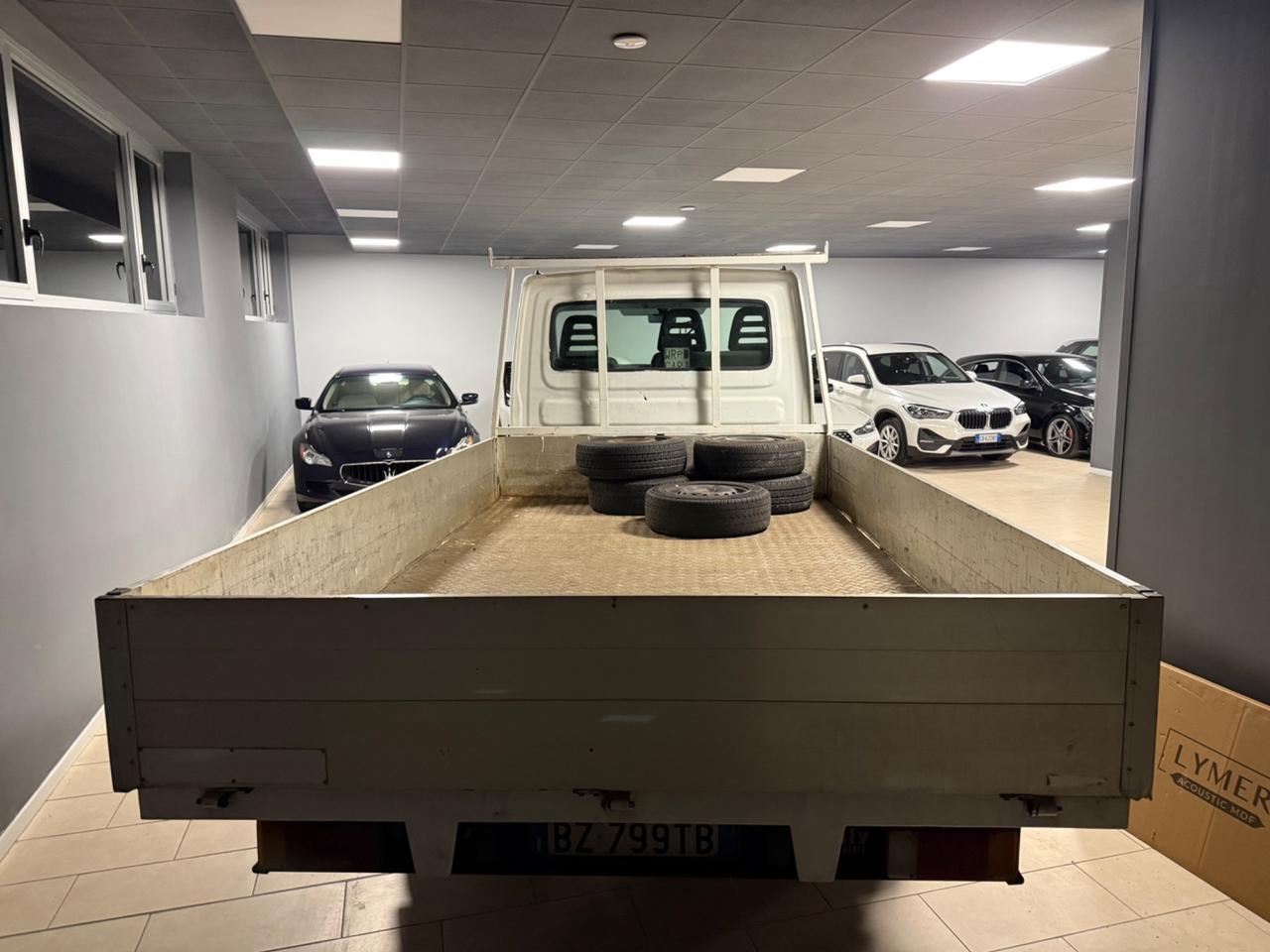 Iveco Daily 35S10 2.3 Hpi TDI PM Cabinato