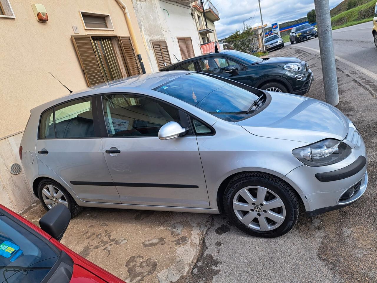 Volkswagen Golf Plus 1.9 TDI 5p-doppi gomme