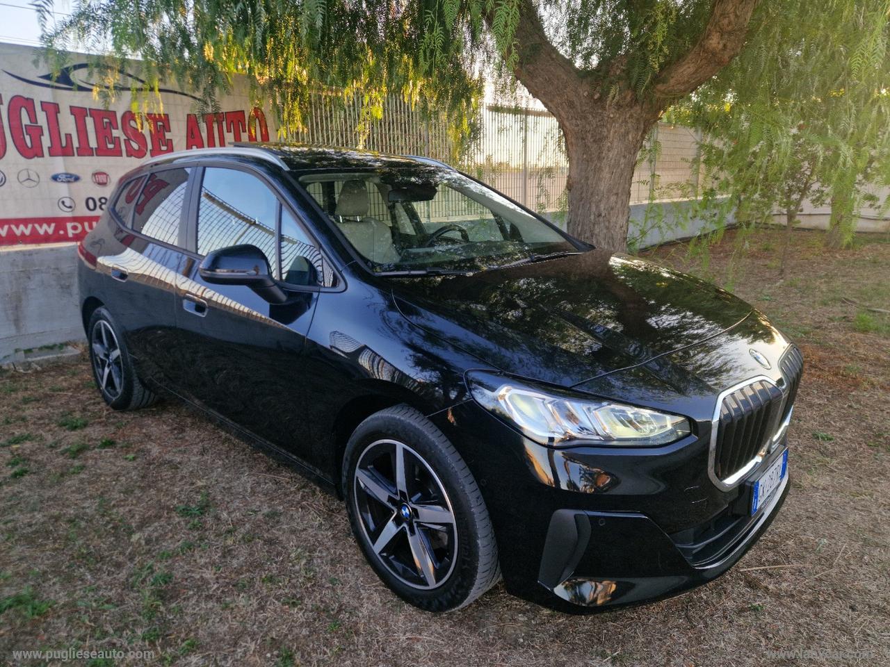 BMW 218d Active Tourer TETTO