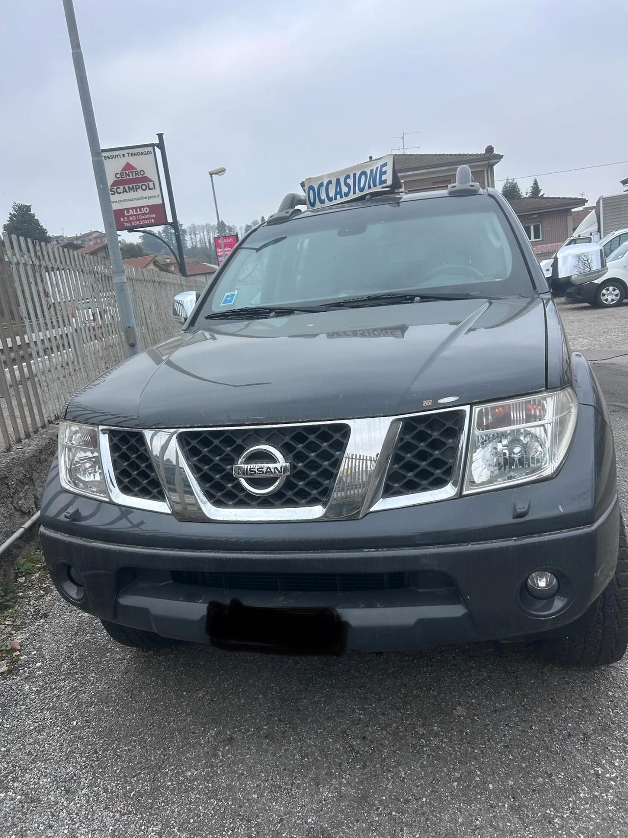 Nissan Navara 2.5 dCi 4 porte Double Cab Platinum
