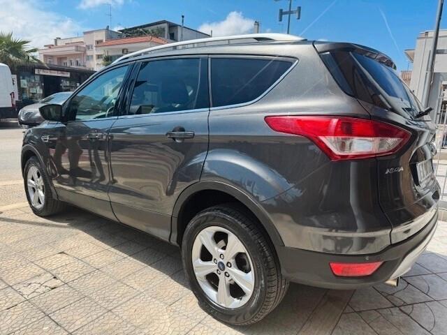 Ford Kuga 2.0 TDCI 2WD Business 1 PROPR.-TAGL.FORD!!