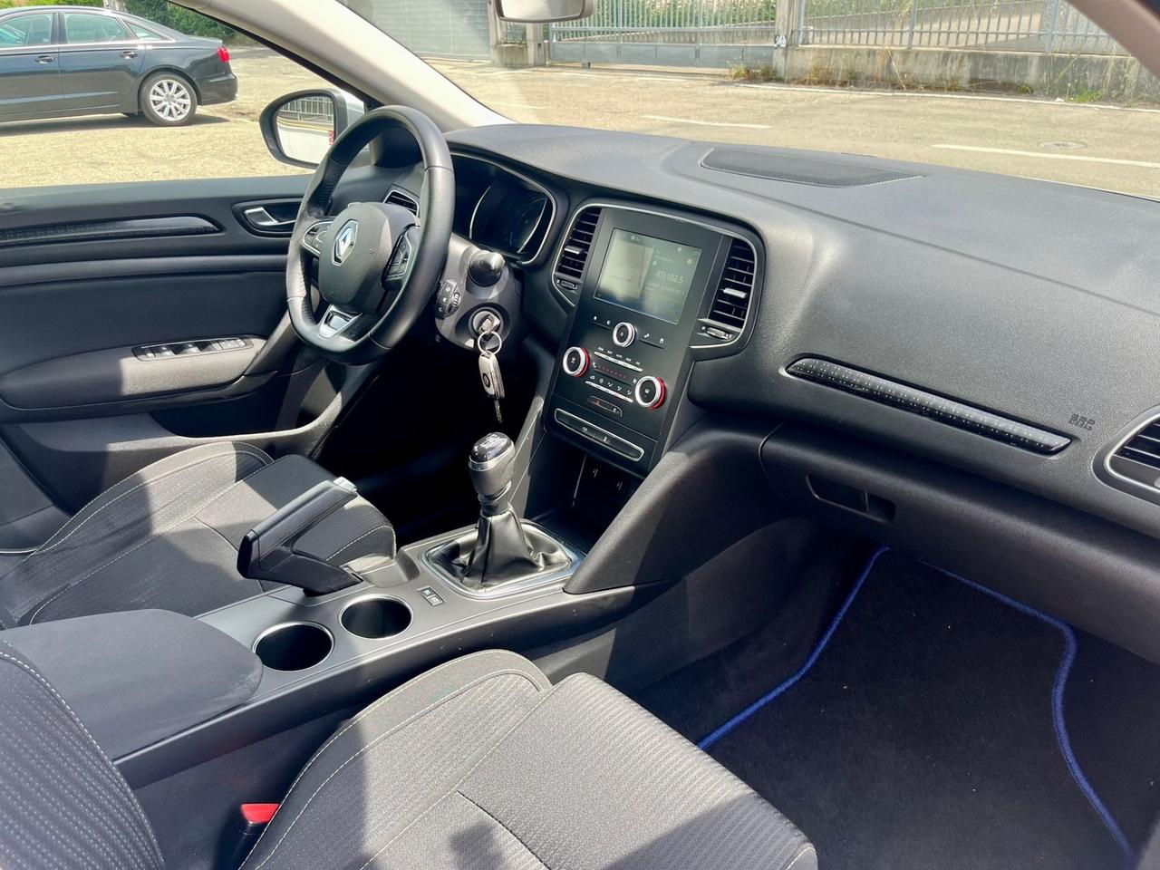 Renault Megane sw 1.2benzina 2017 135.000km perfetta