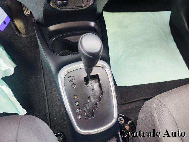 TOYOTA Yaris 1.5 Hybrid 5 porte Cool