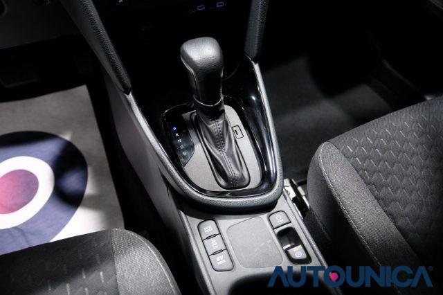 TOYOTA Yaris Cross 1.5 HYBRID 5PORTE E-CVT TREND FULL LED