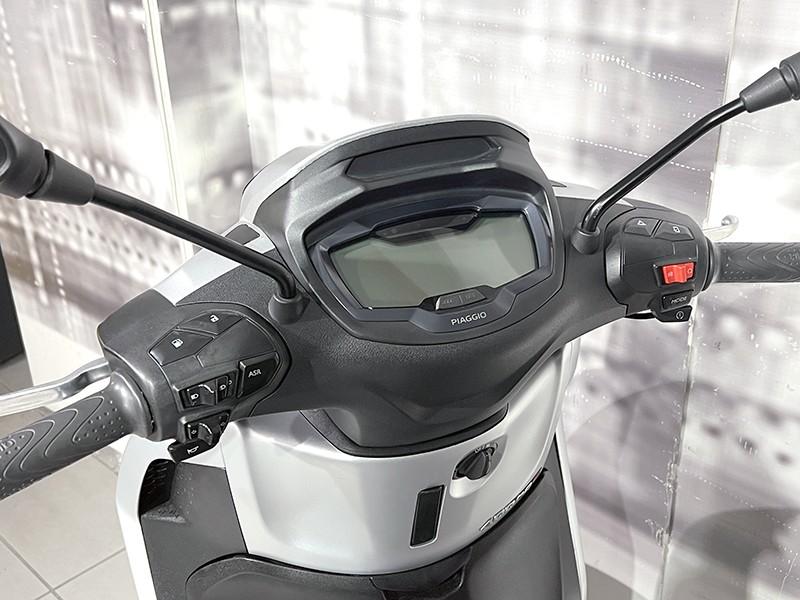 Piaggio Beverly 400 S