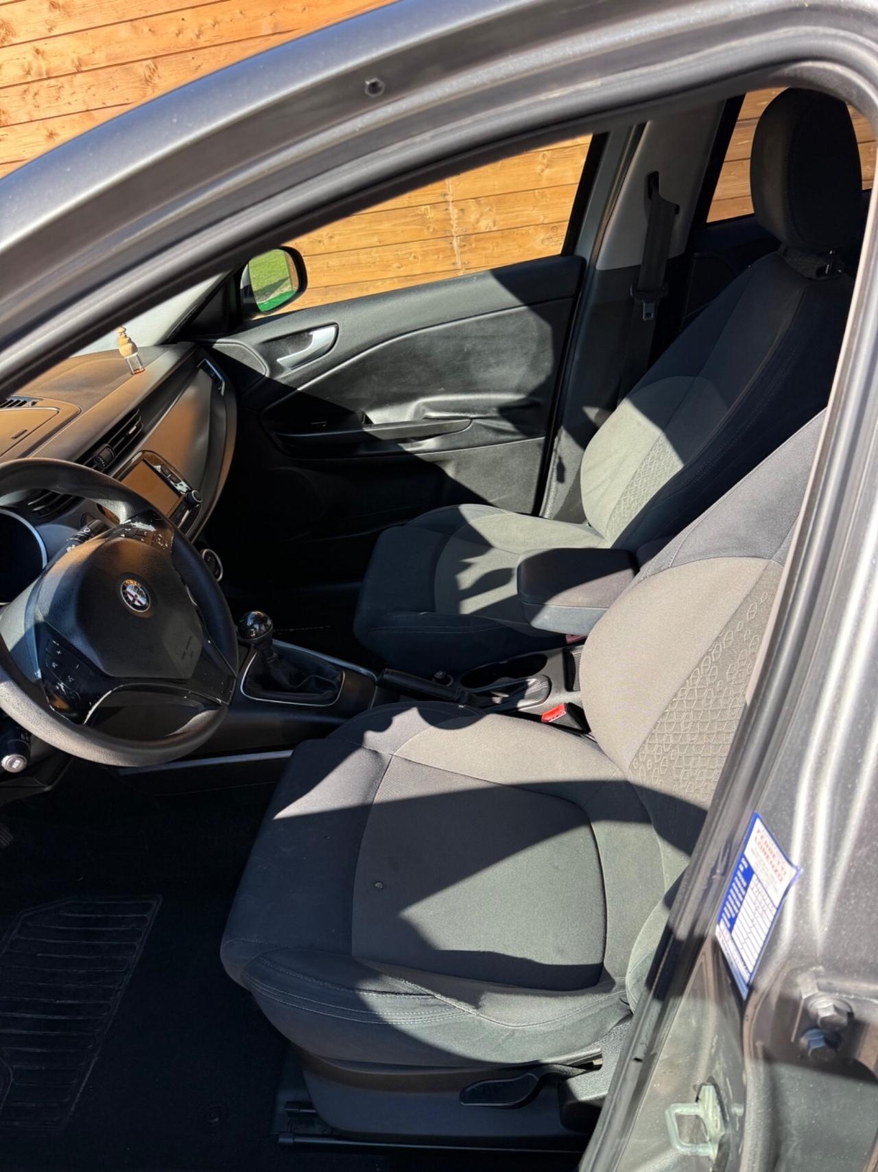 Alfa Romeo Giulietta 1.4 Turbo 120 CV GPL Distinct