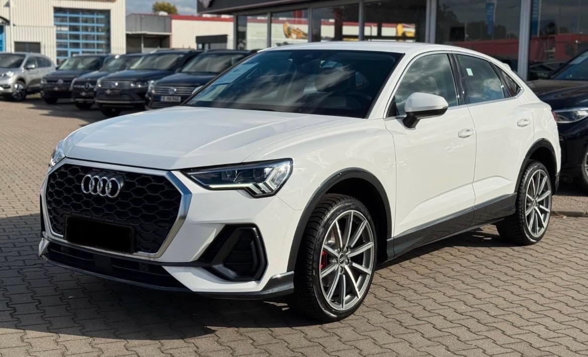 Audi Q3 Sportback 35TDI S-TRONIC S-LINE