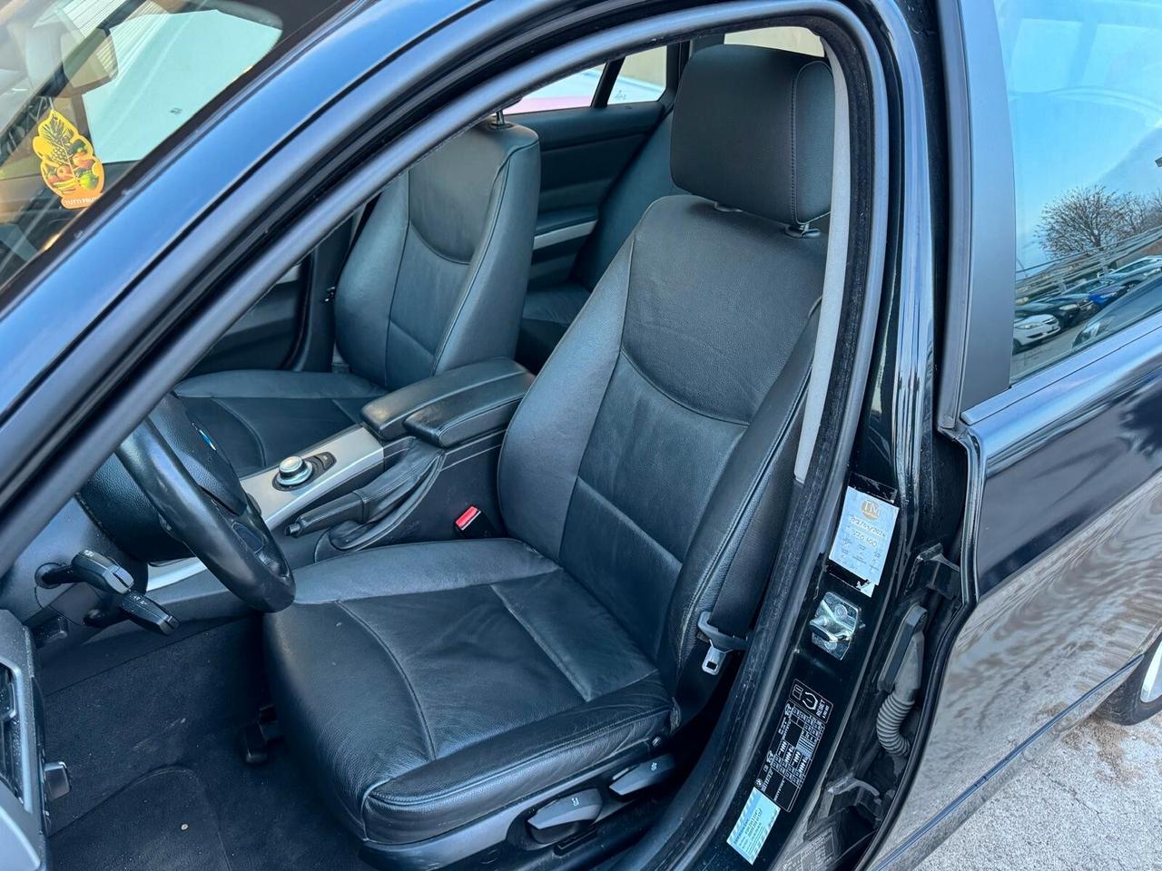 Bmw 320 320d cat Touring Attiva