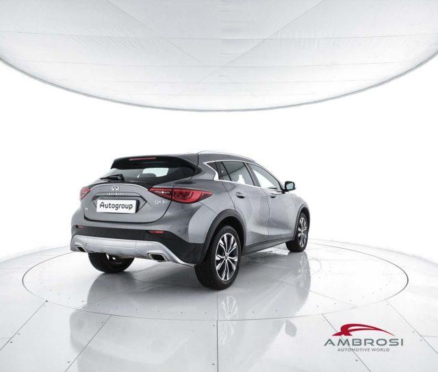 INFINITI QX30 2.2 diesel DCT AWD Premium Tech