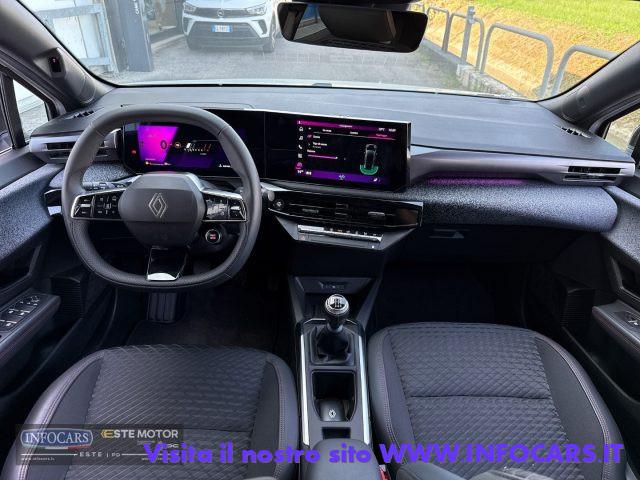 RENAULT Clio TCe 115 CV 5 porte TECHNO