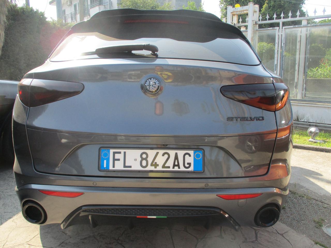 Alfa Romeo Stelvio 2.2 Turbodiesel 180 CV AT8 RWD Business