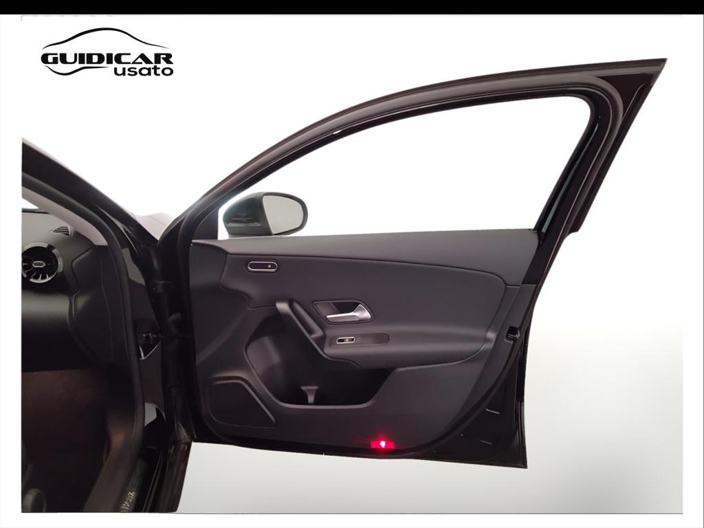 Mercedes-Benz Classe A - W177 2023 - A 180 d Advanced auto