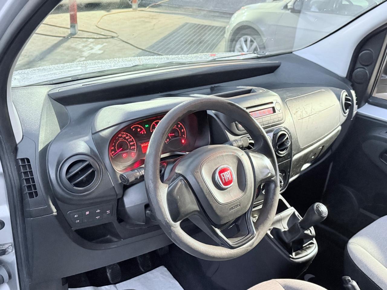Fiat Qubo 1.3 MJT 95 CV Lounge-rate-permute-E6