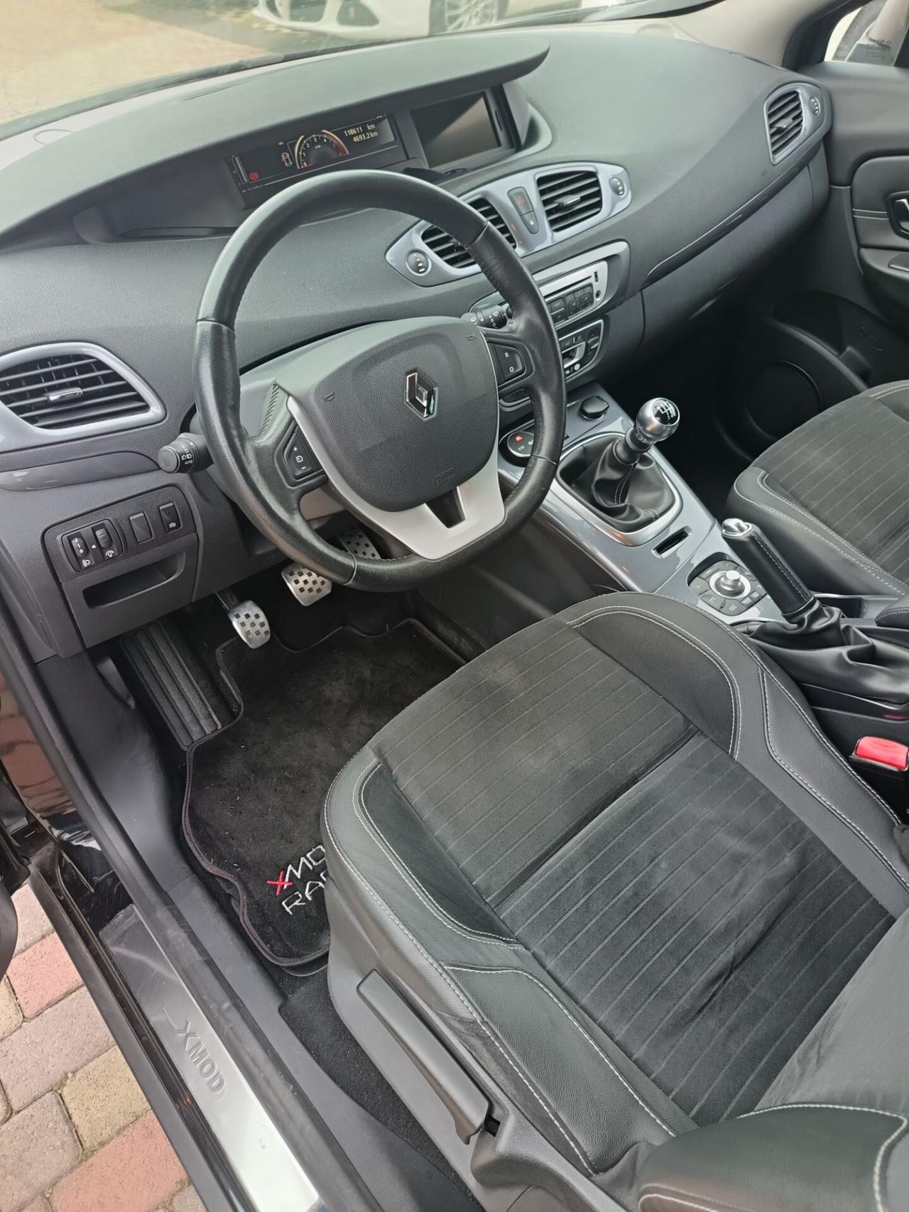 Renault Scenic Scénic XMod Cross 1.5 dCi 110CV Energy