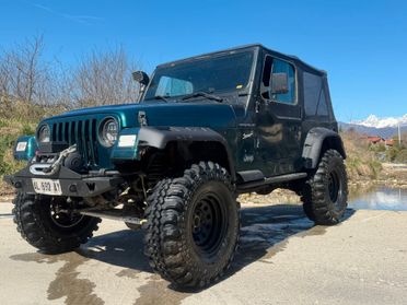 Jeep Wrangler 2.5 cat Soft top (EU)