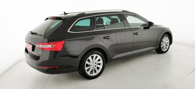 SKODA Superb 1.4 TSI Plug-In Hybrid DSG Wagon Style