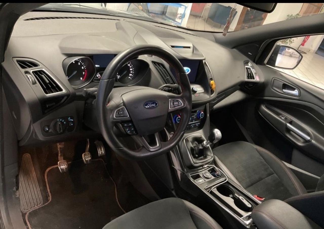 Ford Kuga 1.5 EcoBoost 120 CV S&S 2WD ST-Line