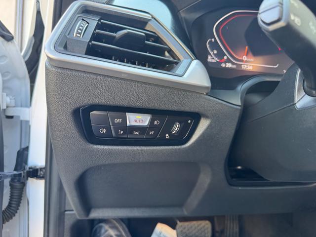 BMW 318 48V Touring Business Advantage AUTOMATICO