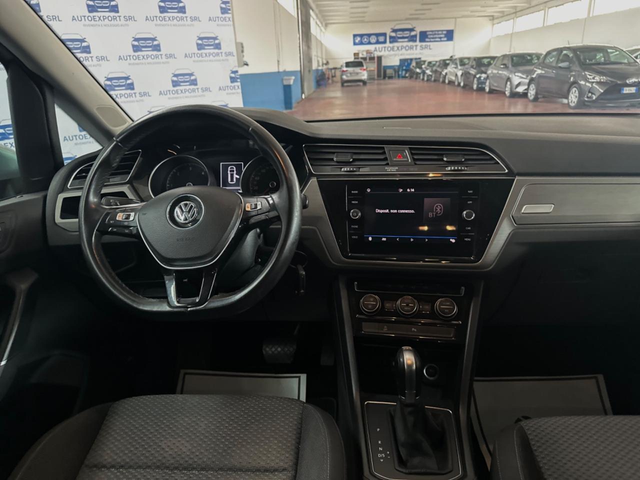 Volkswagen Touran 1.6 TDI 115 DSG Business/7posti/2019