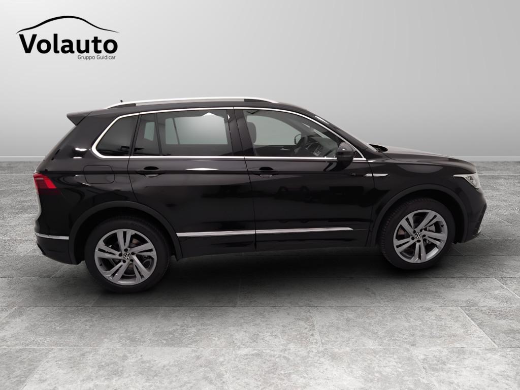 VOLKSWAGEN Tiguan II 2021 - Tiguan 2.0 tdi R-Line 4motion 200cv dsg