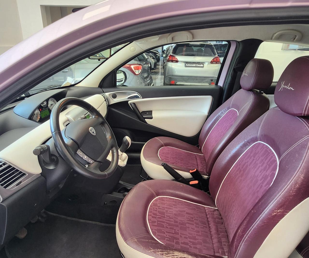 Lancia Ypsilon 1.3 MJT 75 CV Elle
