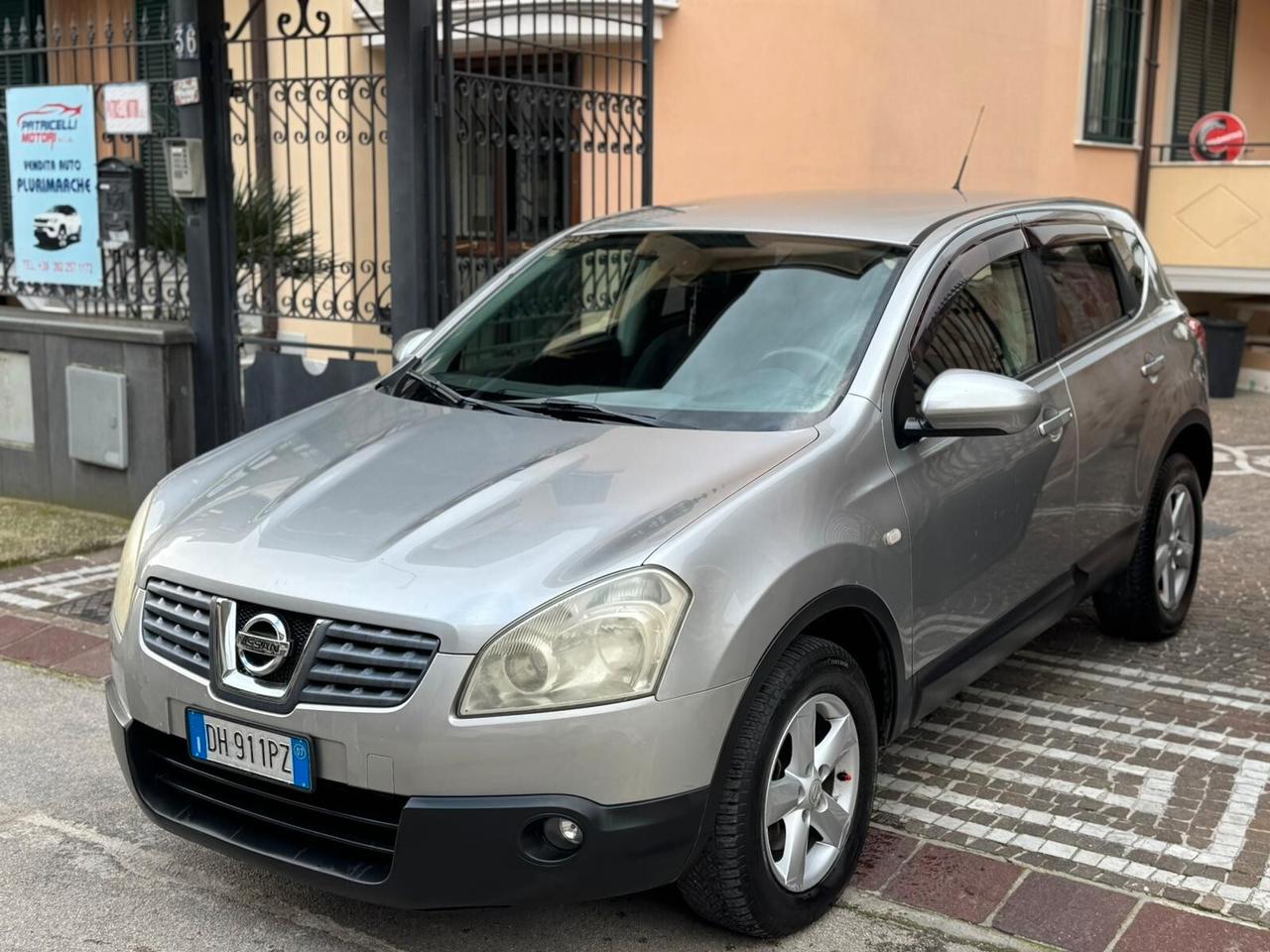 Nissan Qashqai 2.0 dCi DPF Tekna
