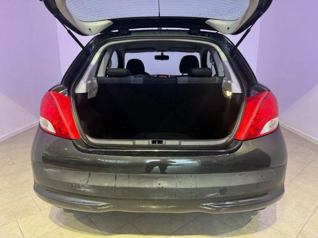 PEUGEOT 207 1.4 8V 75CV 3p. Special Edition