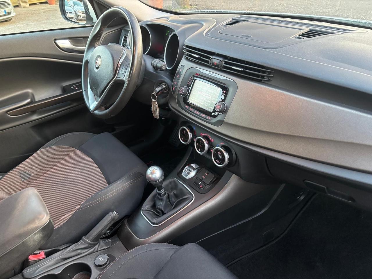 Alfa Romeo Giulietta 2.0 JTDm-2 150 CV Distinctive