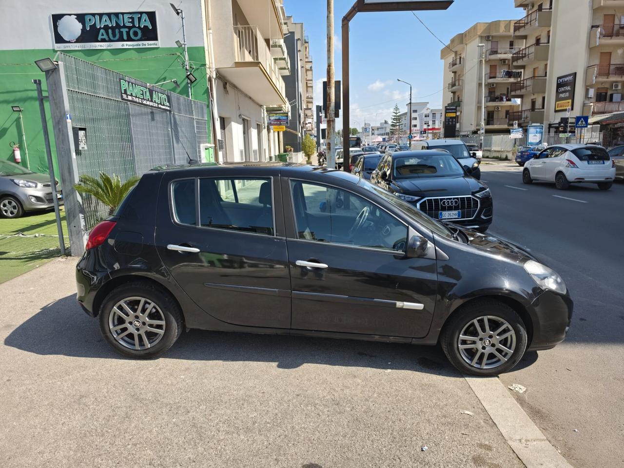 Renault Clio 1.2 16V 5 porte Dynamique