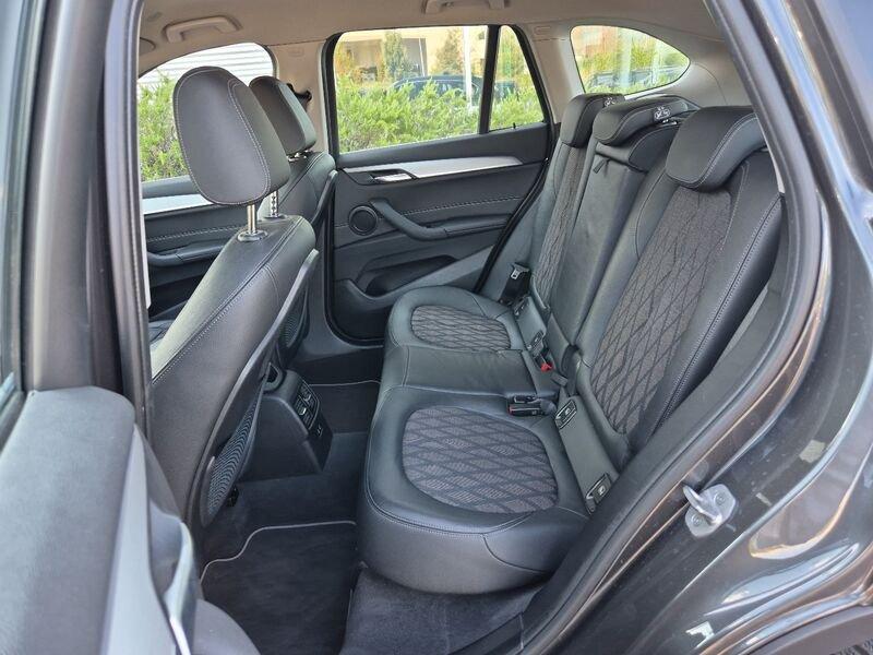 BMW X1 X1 sDrive18d xLine