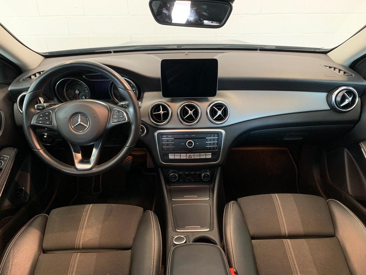 Mercedes-benz GLA 200 220 d Automatic Sport