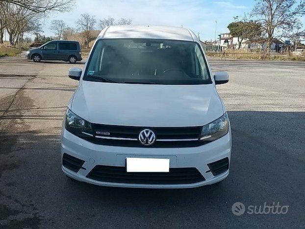 Volkswagen Caddy IV 1.4 TGI Life Maxi 7 Posti