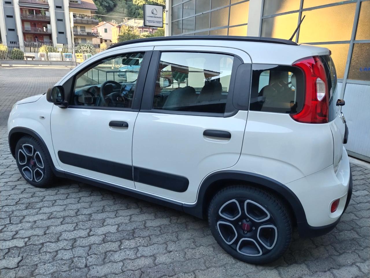 Fiat Panda 1.0 FireFly 70CV S&S HYBRID City Life - 2022