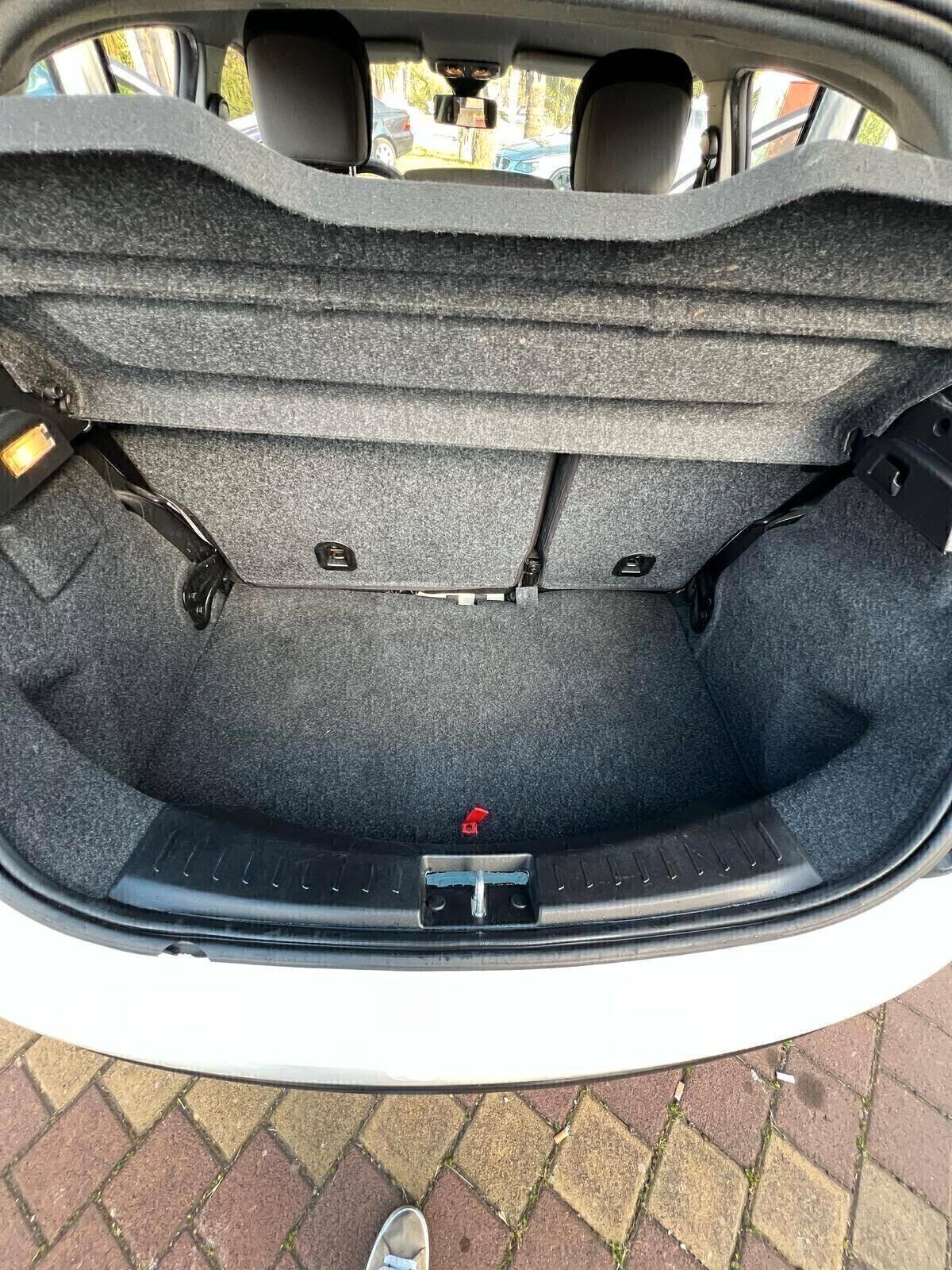 Lancia Ypsilon 1.3 MJT 16V 95 CV 5 porte S&S Gold