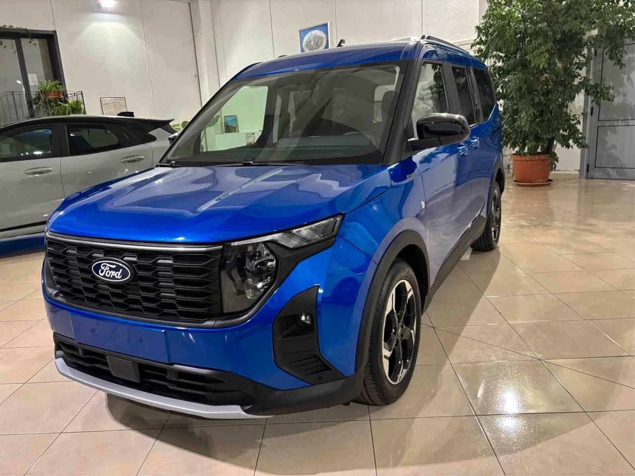 Ford Tourneo Courier 1.0 EcoBoost Active