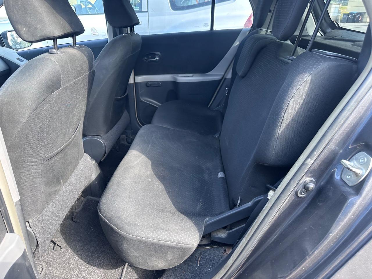 Toyota Yaris 1.3 5 porte Sol