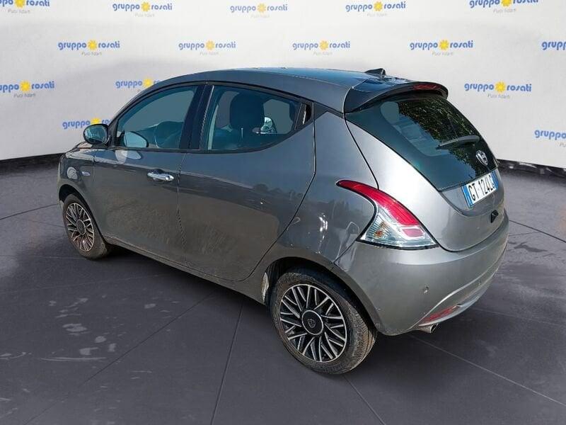 Lancia Ypsilon New 5 porte My24 1.0 Firefly 70 CvStart&Stop Hybrid Oro