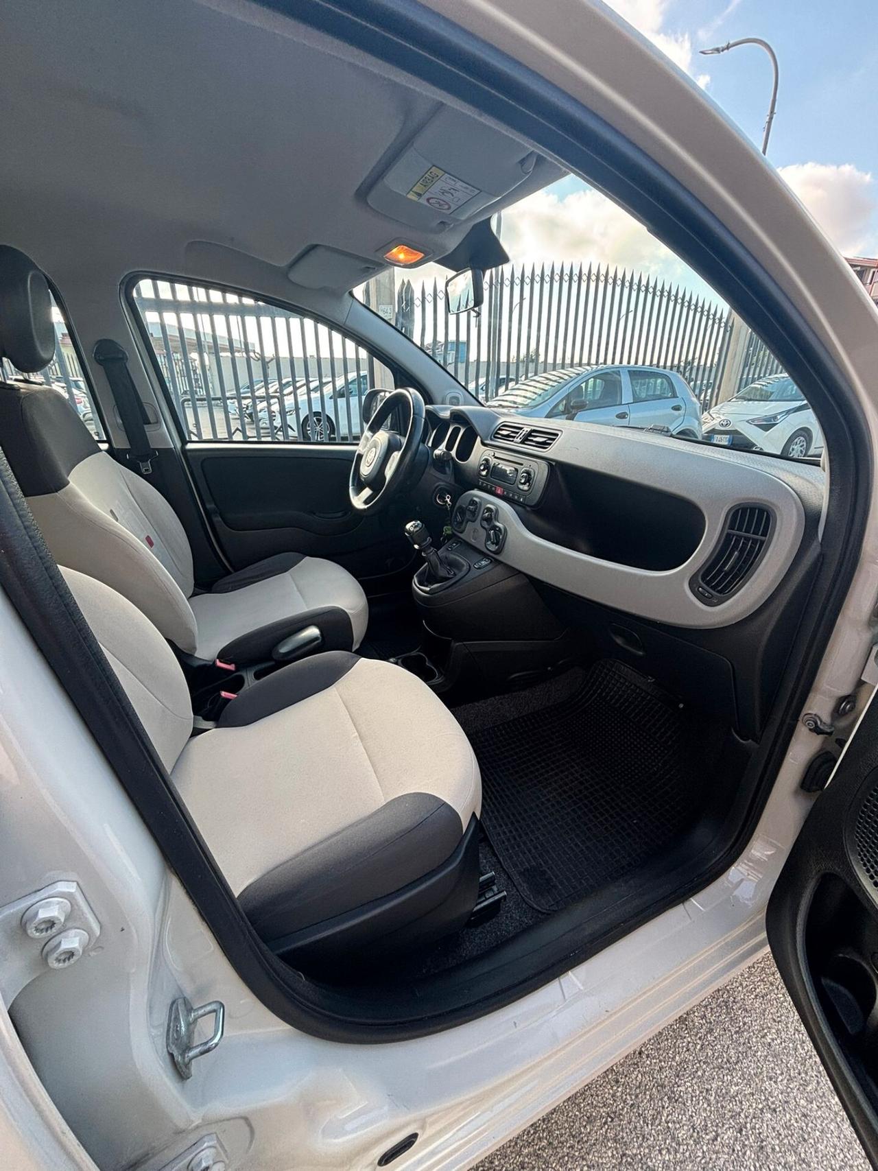 Fiat Panda 0.9 TwinAir Turbo Natural Power Lounge ANNO 2013