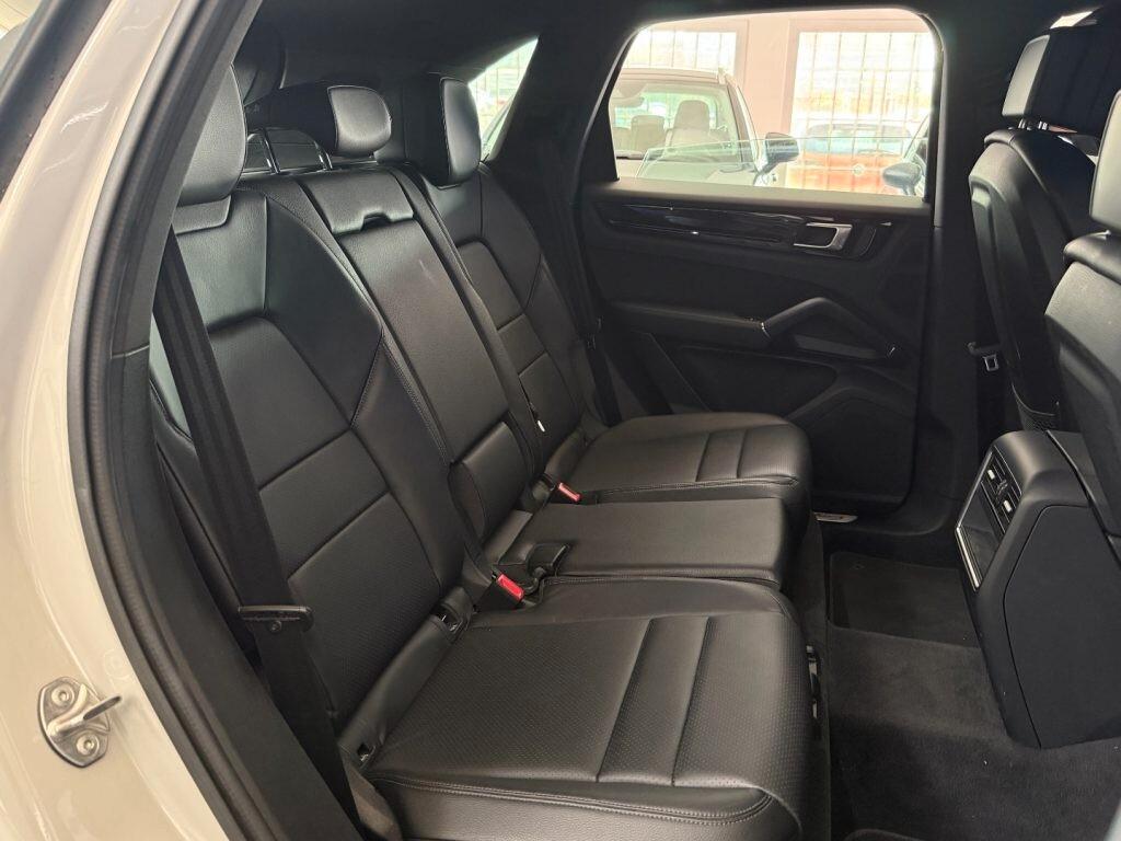 Porsche Cayenne 3.0 V6 E-Hybrid PHEV Plug-in