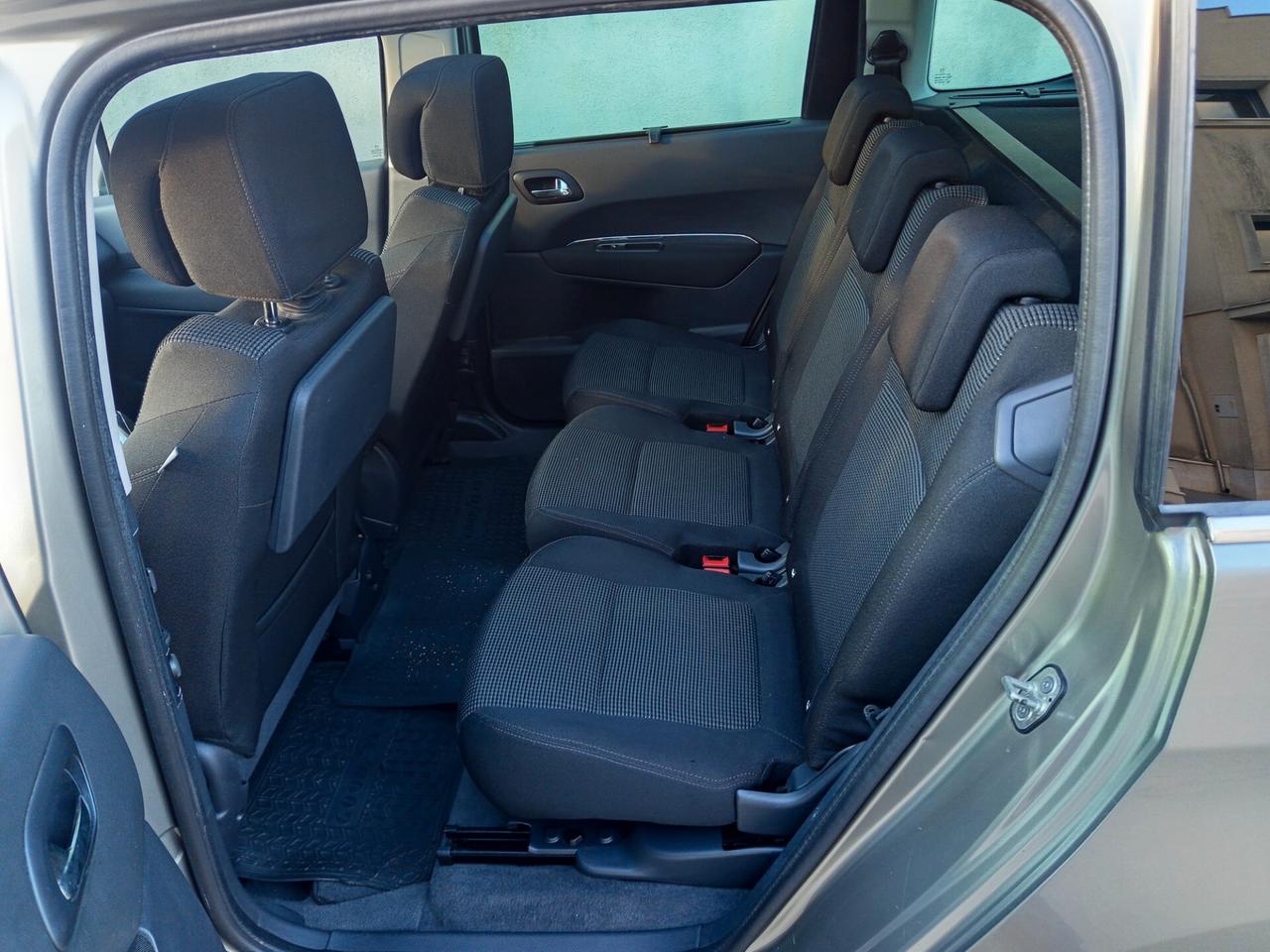 Peugeot 5008 2.0 Hdi 7 posti Allure