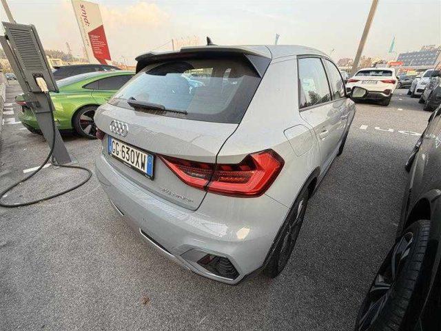 AUDI A1 citycarver 30 TFSI Admired