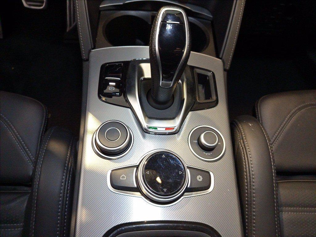ALFA ROMEO Stelvio 2.2 t Sprint Q4 210cv auto del 2024