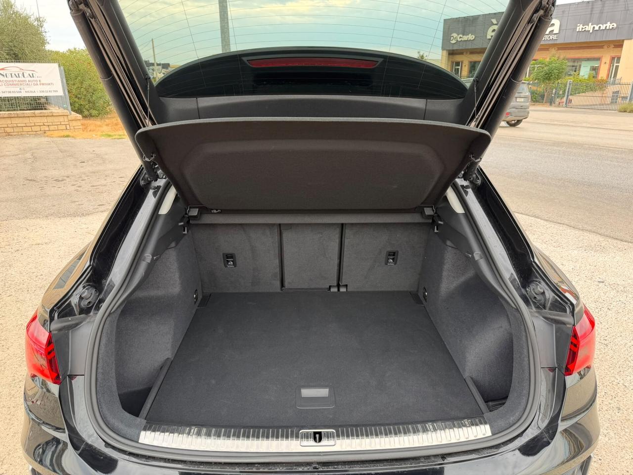 Audi Q3 SPB 35 TDI S tronic Identity Black