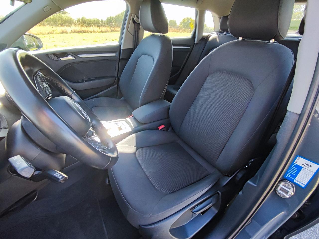 Audi A3 SPB 30 TFSI Business