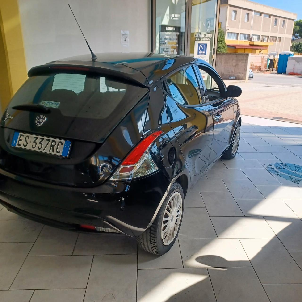 OTTIMA YPSILON 1.2 PER NEOPATENTATI